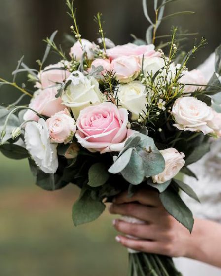 lancer bouquet mariée